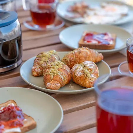 Irem's Sunrise Suite! Apartment